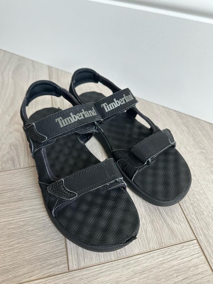 Сандали черные Timberland