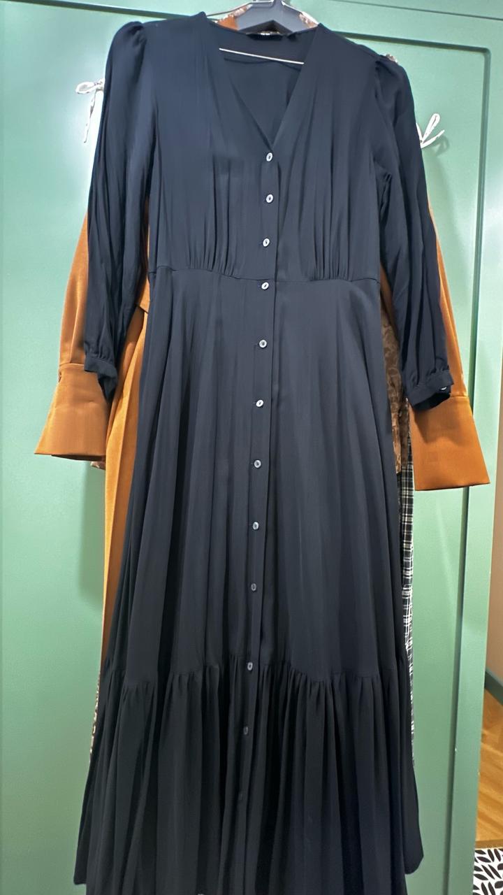 Uniqlo Черное платье Юникло