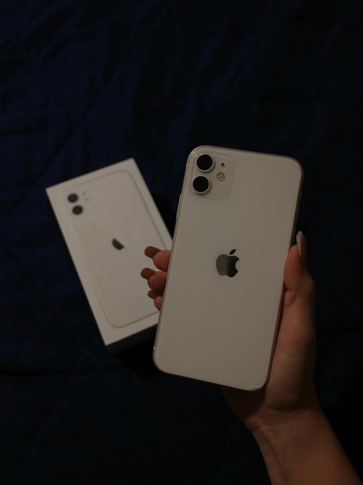 Apple iPhone 11