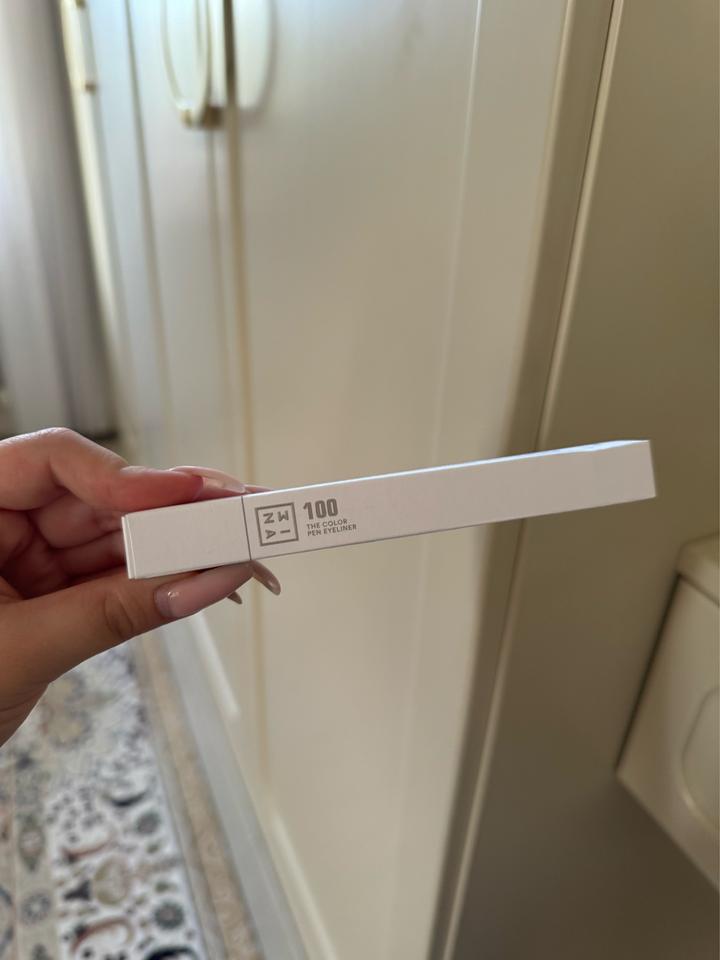 3INA цветная подводка для глаз the color pen eyeliner 100