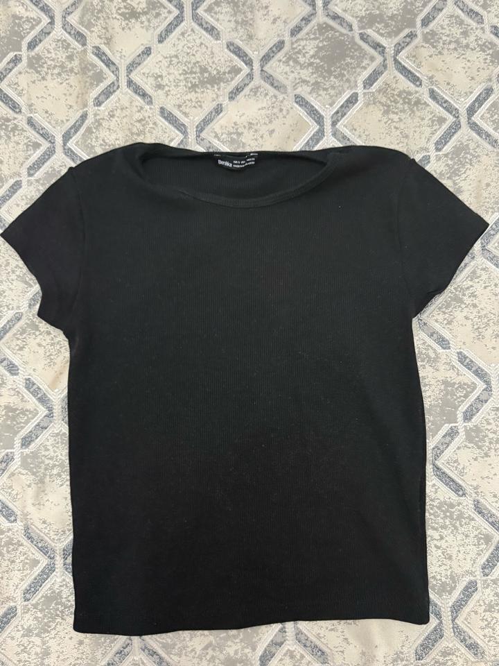 Футболка Bershka