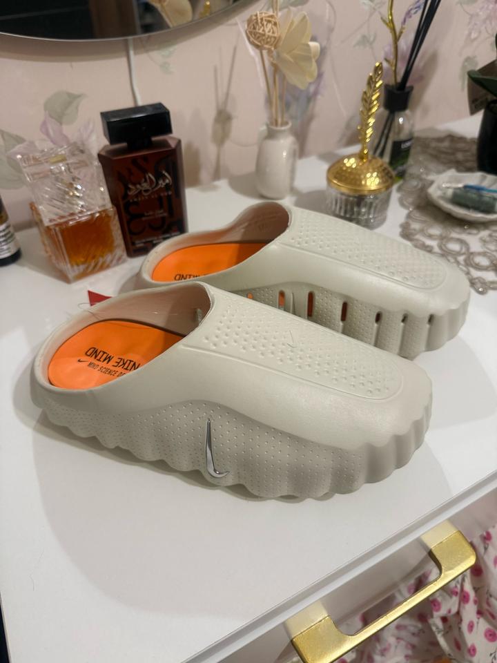 Nike шлепанцы
