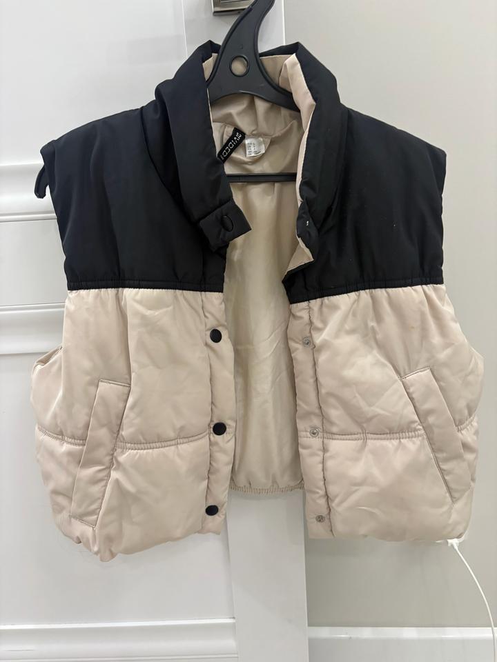 Жилетка H&M DIVIDED