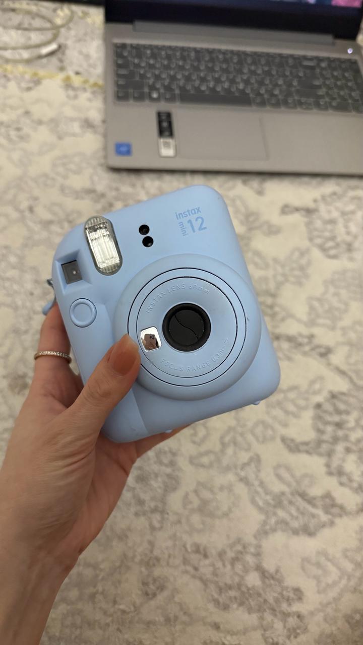 Instax