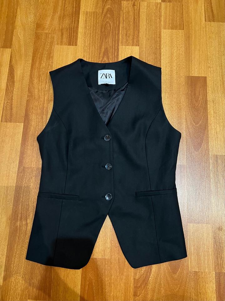Жилет Zara