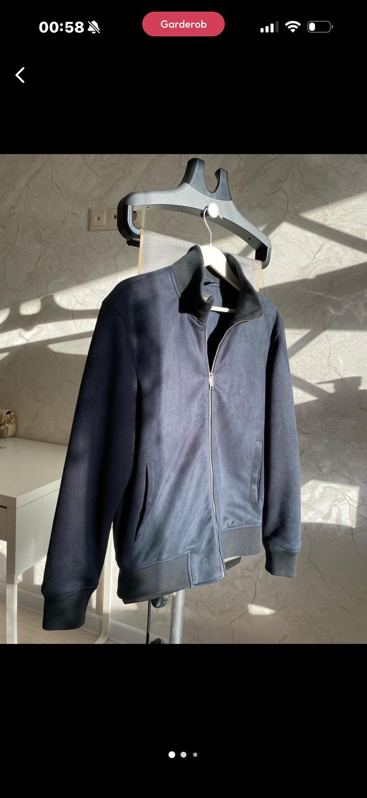 Бомбер ZARA