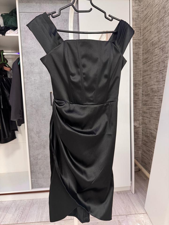 NUR Collection Черное платье из шелка