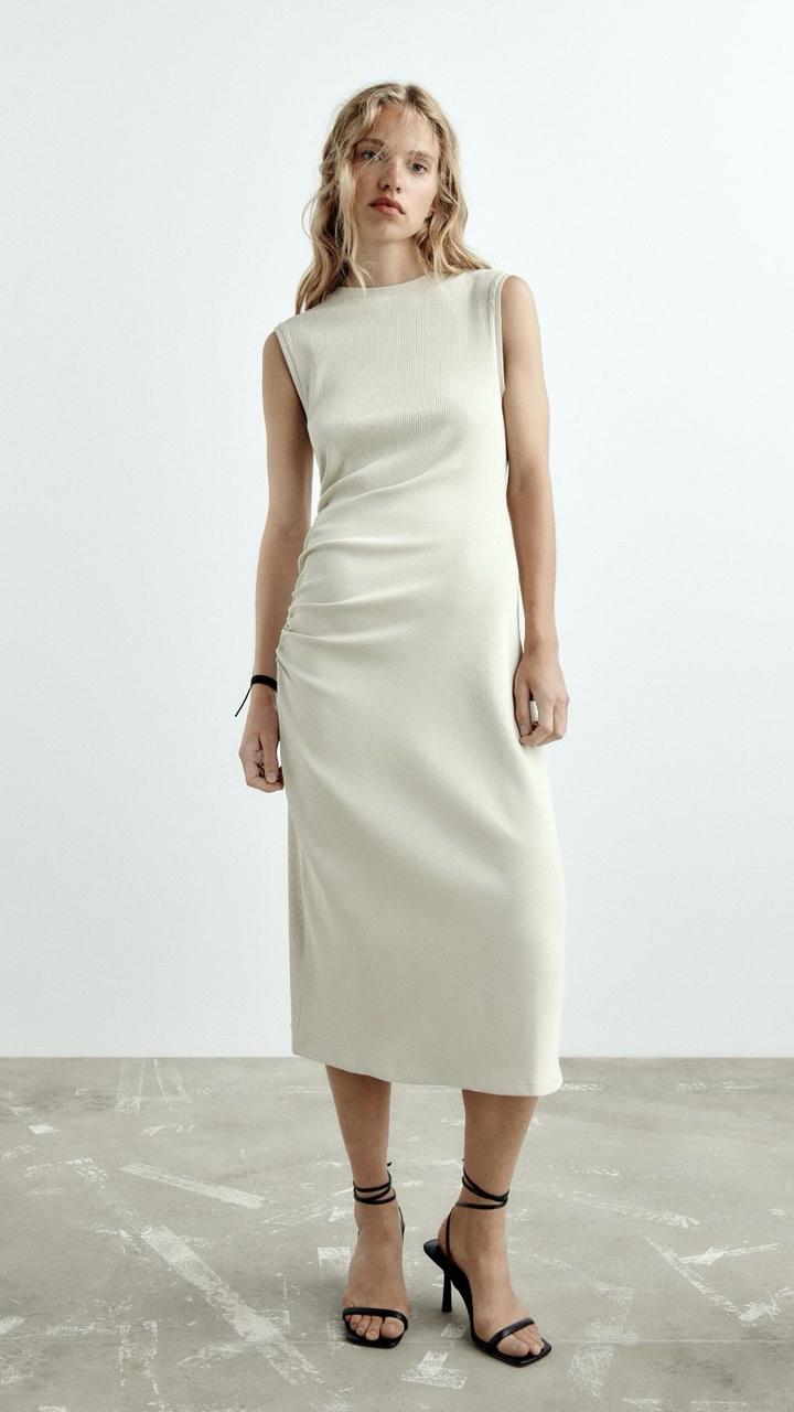 Zara Платье миди без рукавов