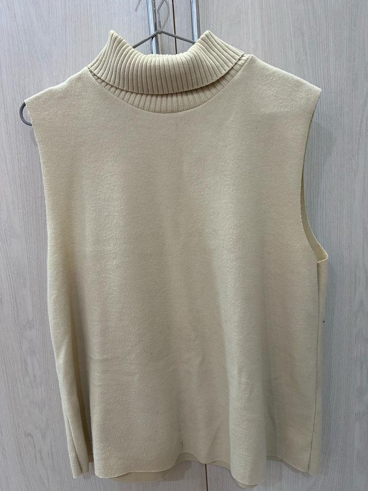 Жилетка ZARA