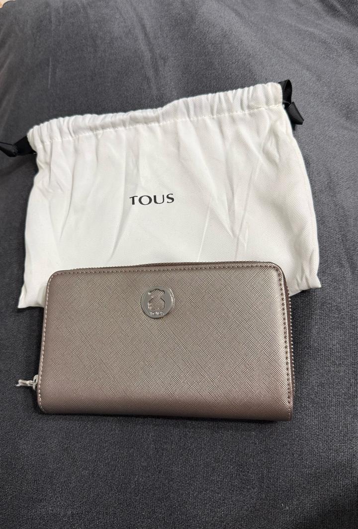 Tous