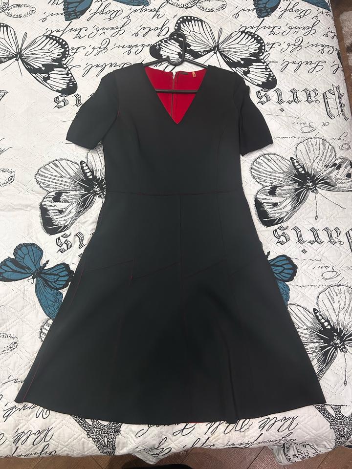 Elie Tahari