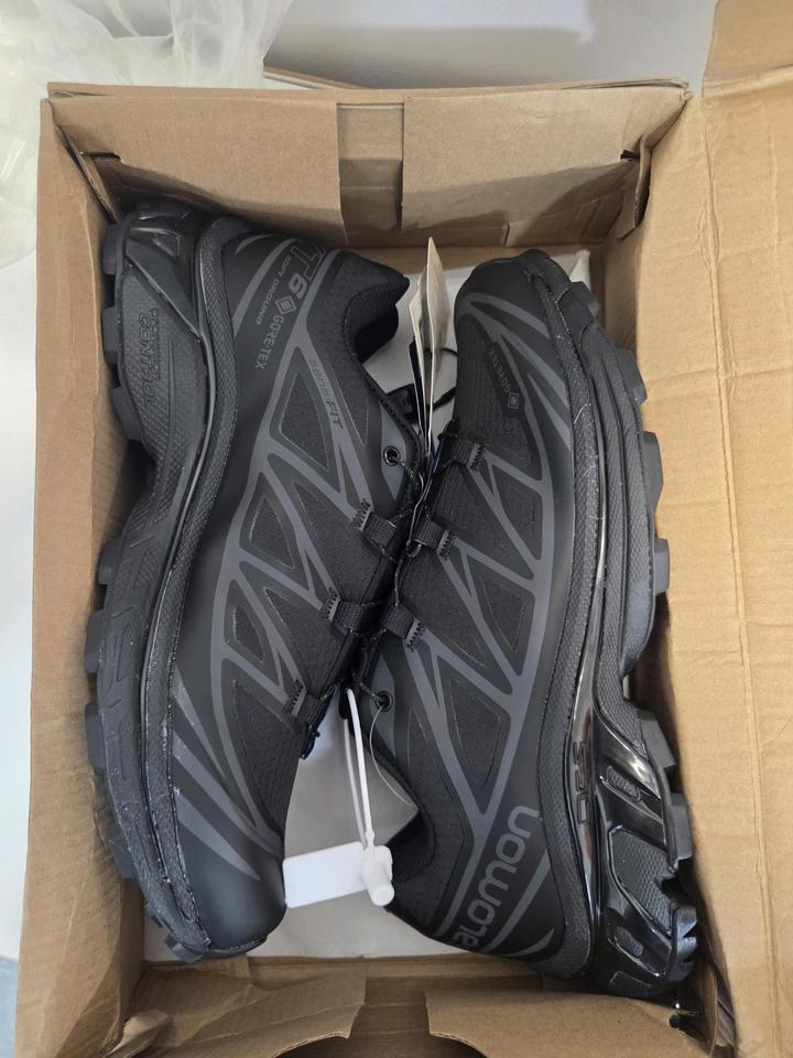 Чёрные кроссовки Salomon XT-6 GTX