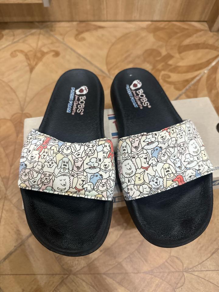 Шлепанцы Skechers Bobs с принтом собак