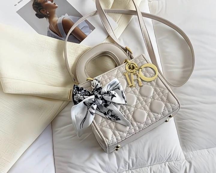 Элегантная сумочка в стиле Dior ✨