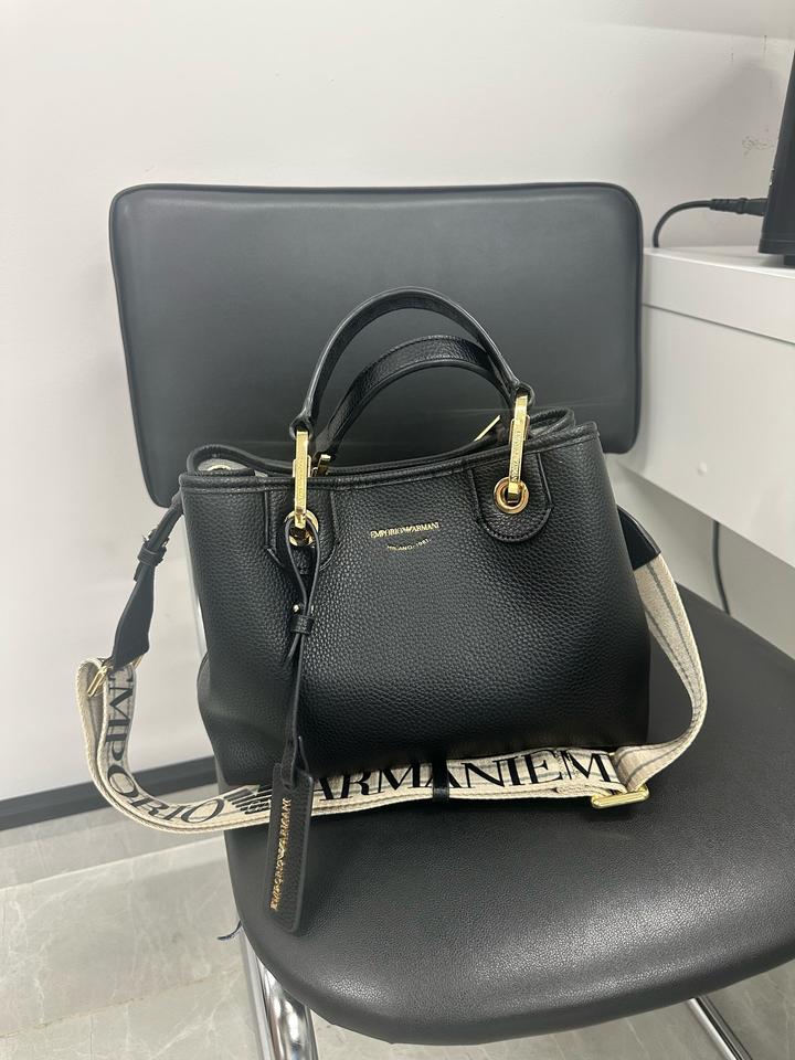 Сумка Emporio Armani