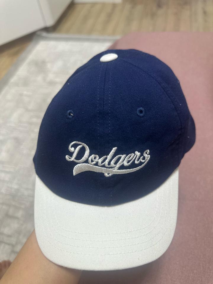 MLB