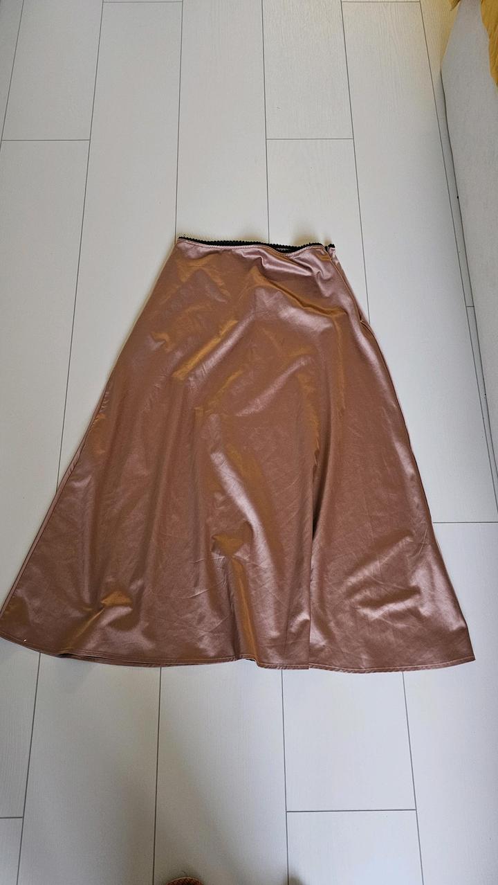 Zara Атласная юбка