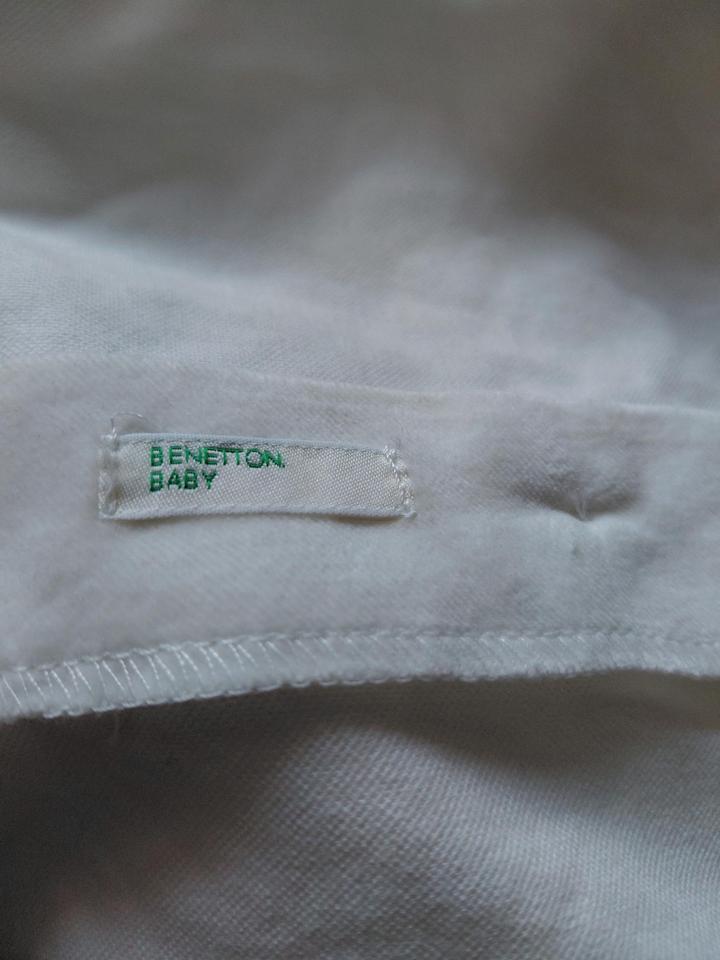 United Colors of Benetton Продам платье на малыша .