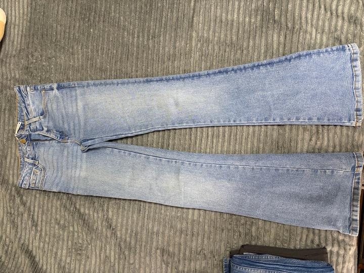 Джинсы клеш ZARA