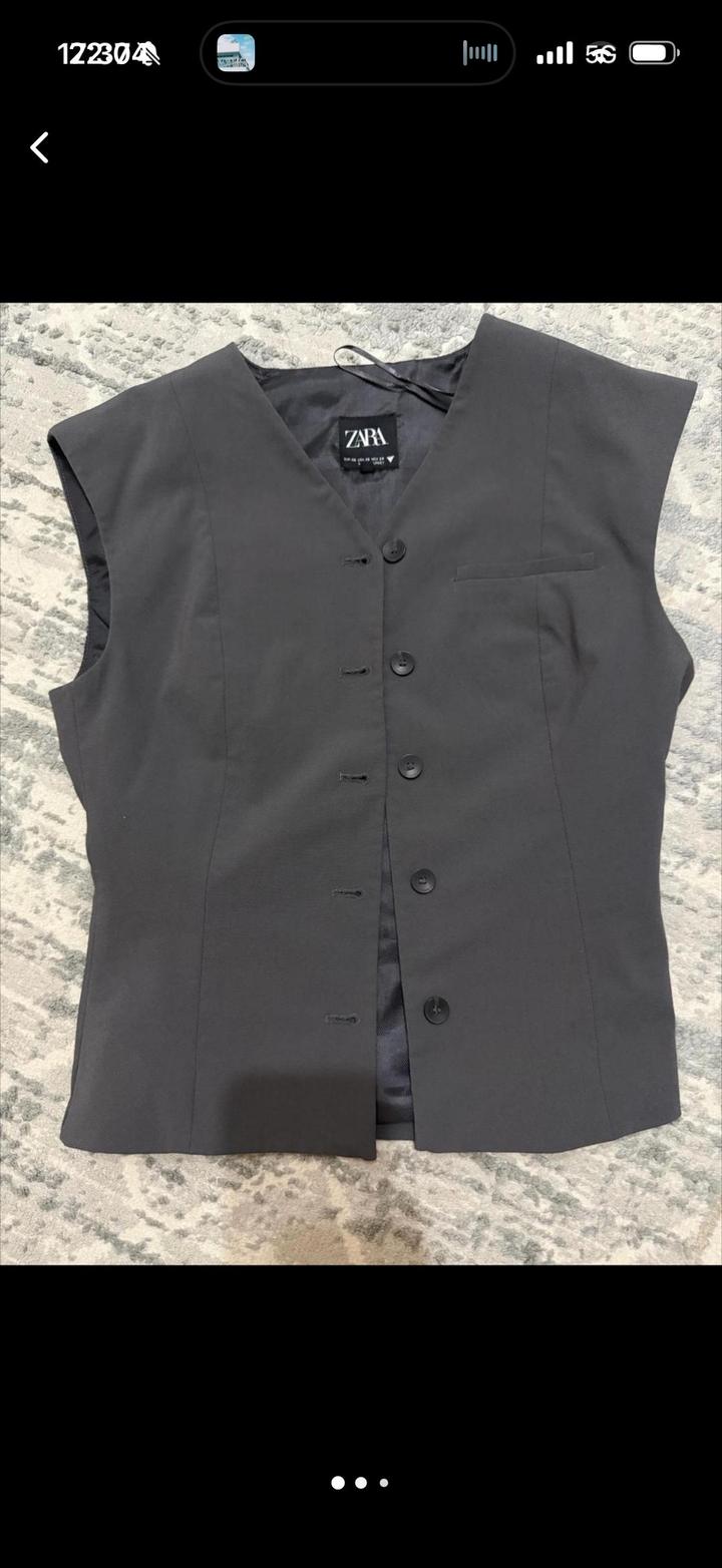 Жилет Zara