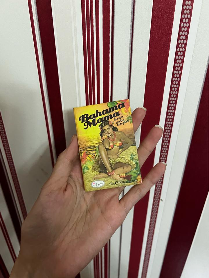 Бронзер theBalm Bahama Mama