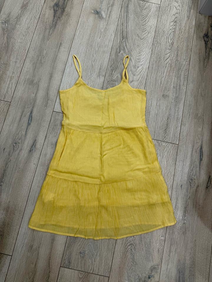 Легкое летнее платье H&M