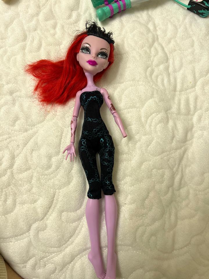 monster high Оперетта