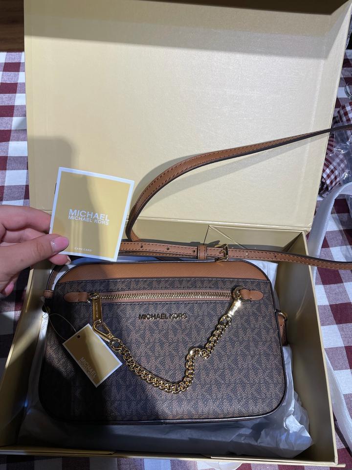 Сумка кросс-боди Michael Kors
