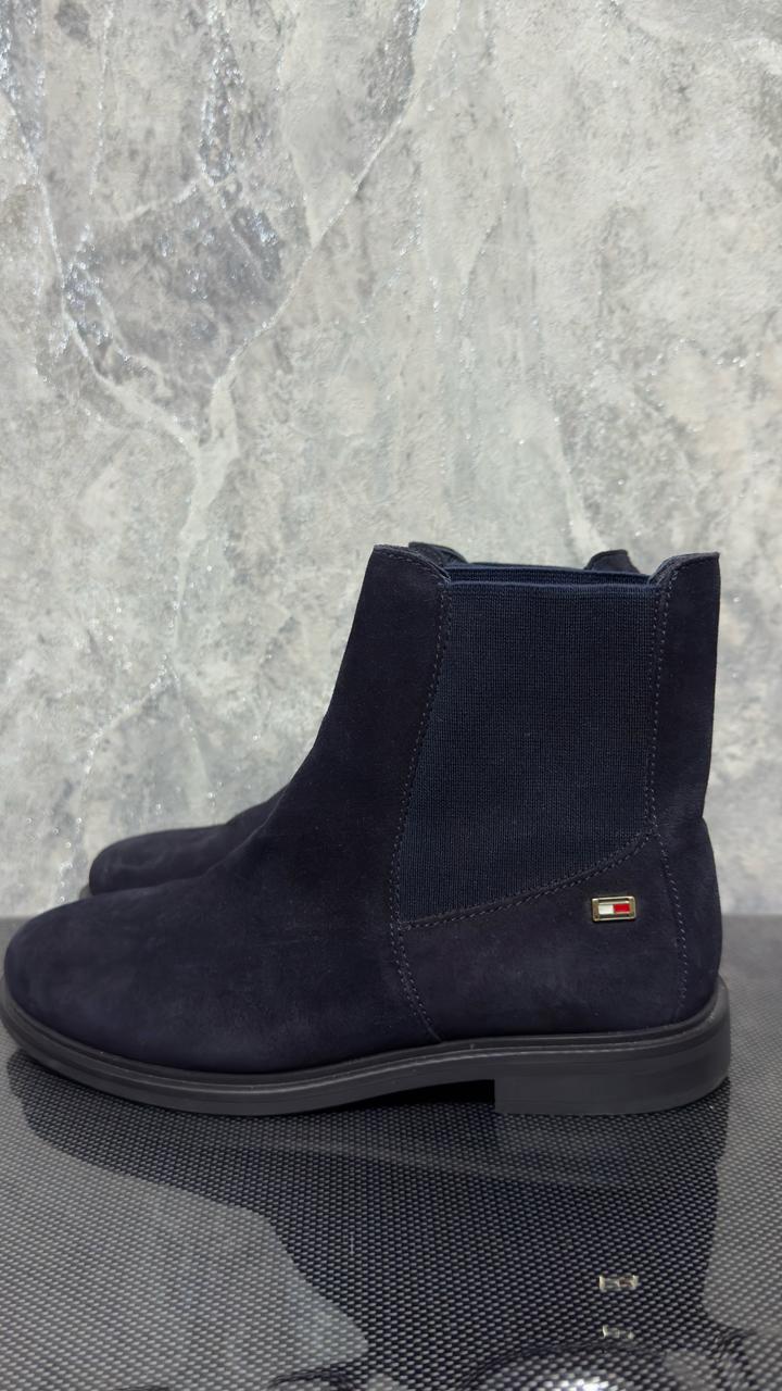 Tommy Hilfiger