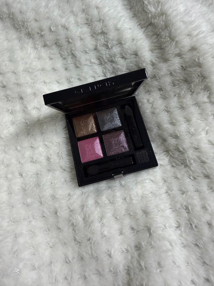 Тени для век Givenchy