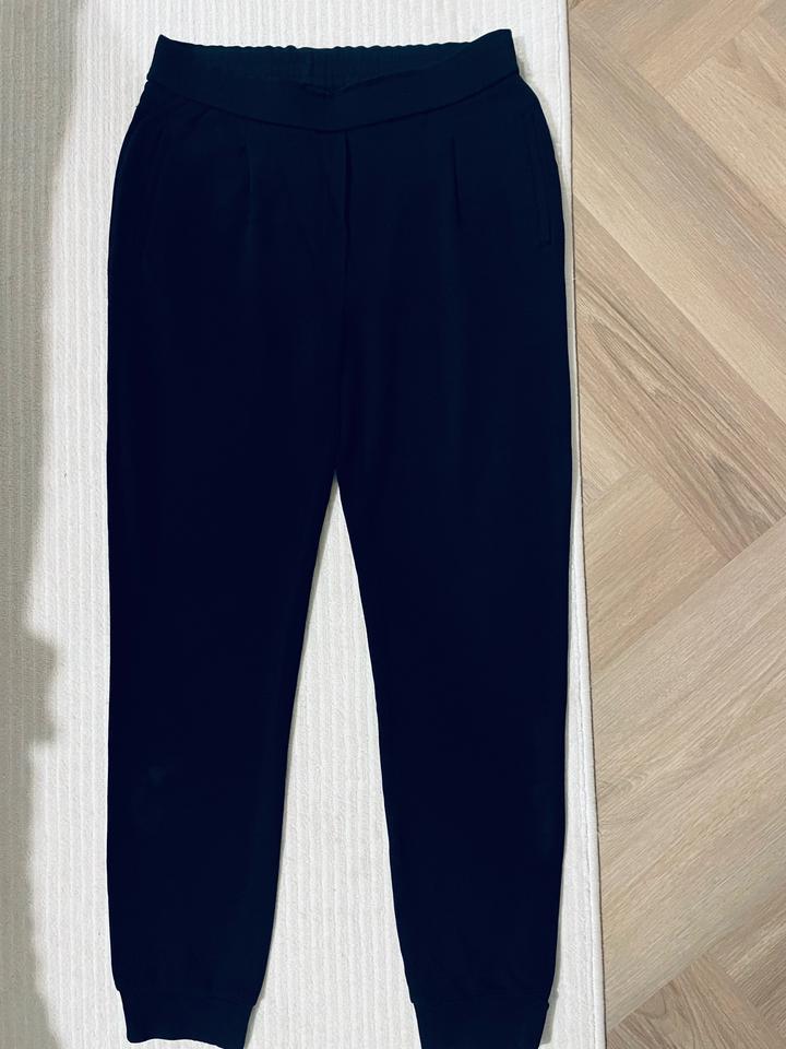 Брюки джогеры на манжетах Massimo Dutti