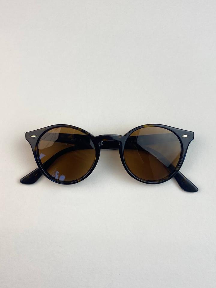 Ray-Ban