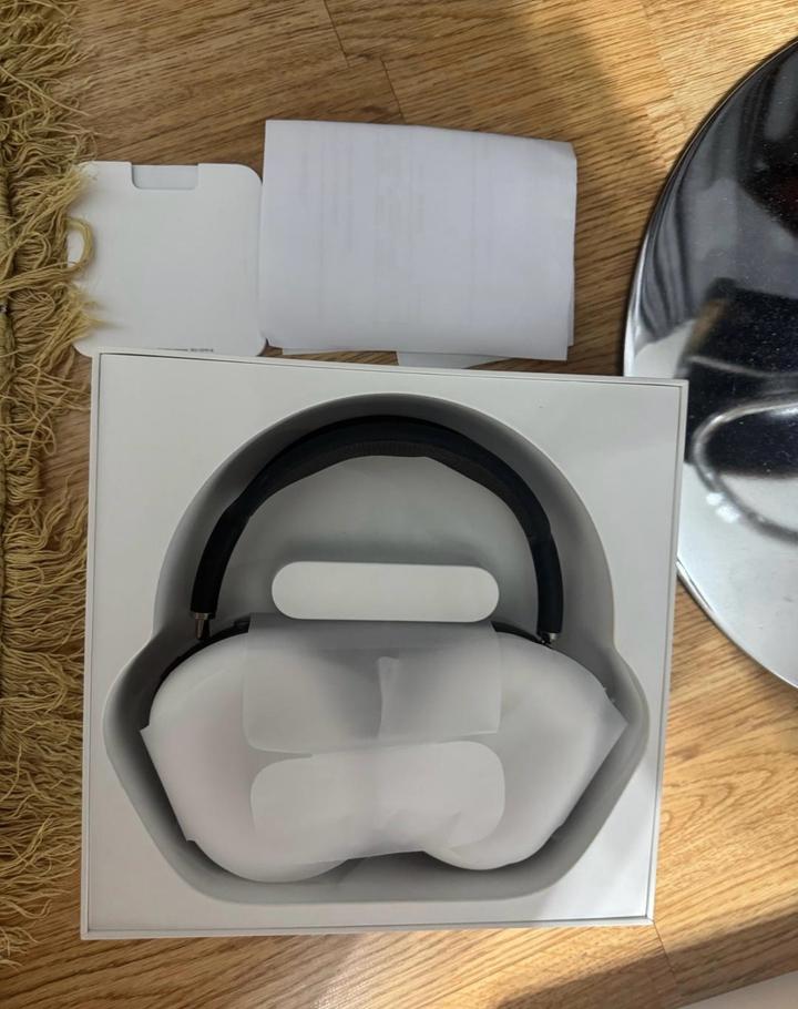 Apple AirPods Max наушники