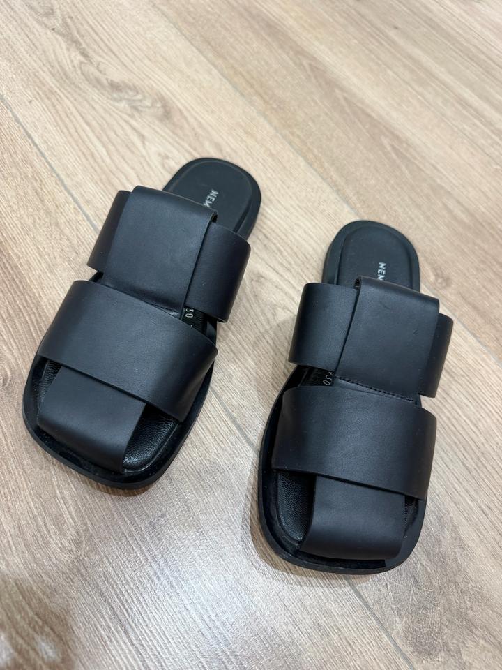 Нет бренда