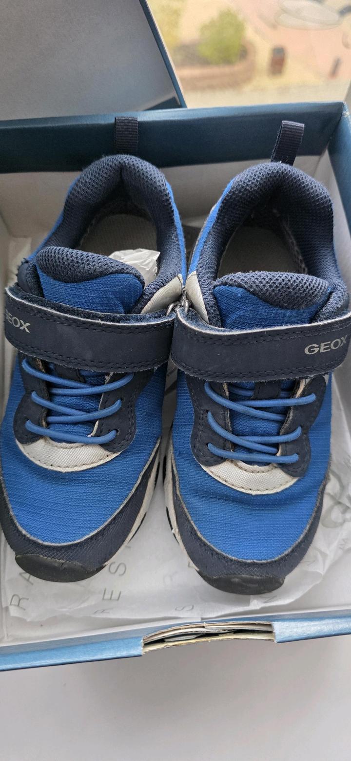 Кроссовки Geox