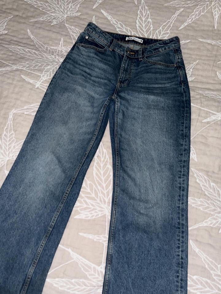 Джинсы ZARA