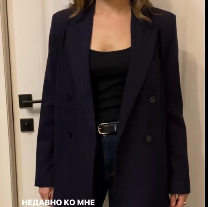 Двубортный жакет ZARA