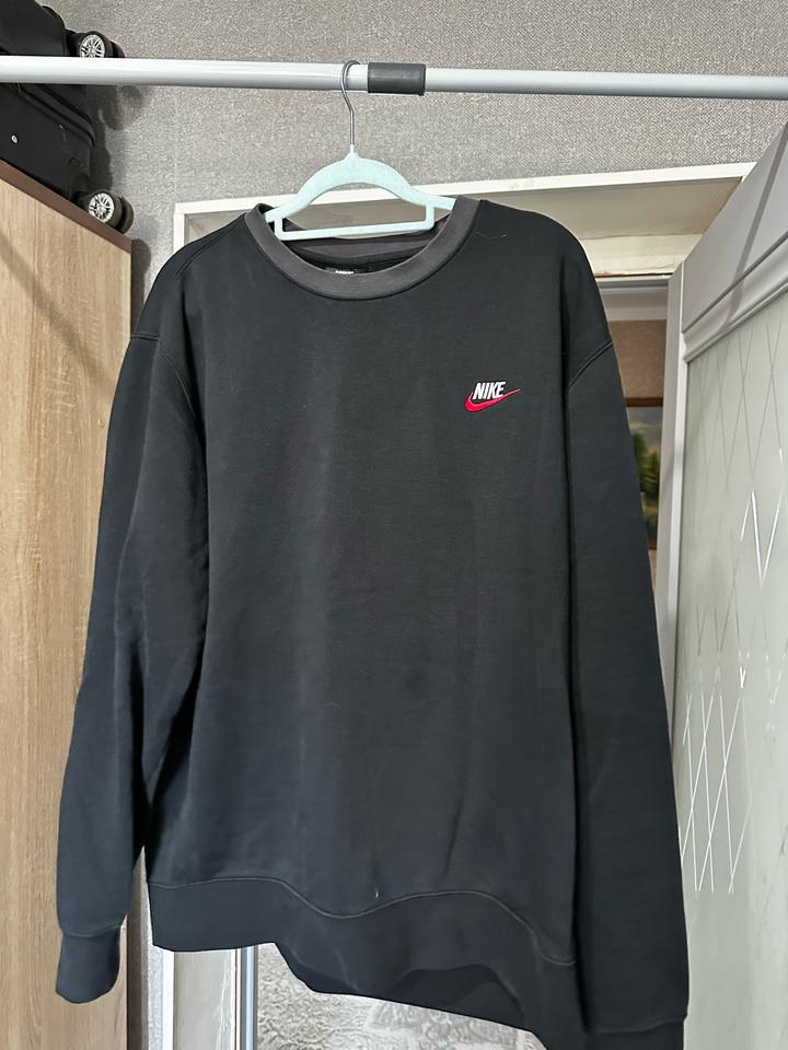 Nike