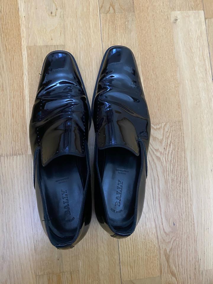 Bally