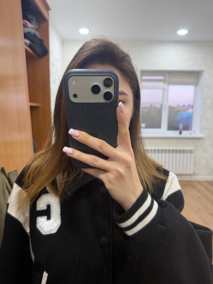 Бомбер женский