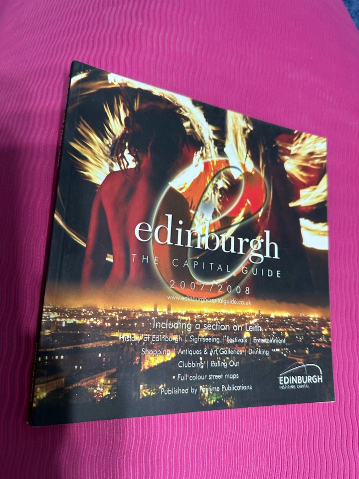Edinburgh: The Capital Guide — путеводитель по Эдинбургу