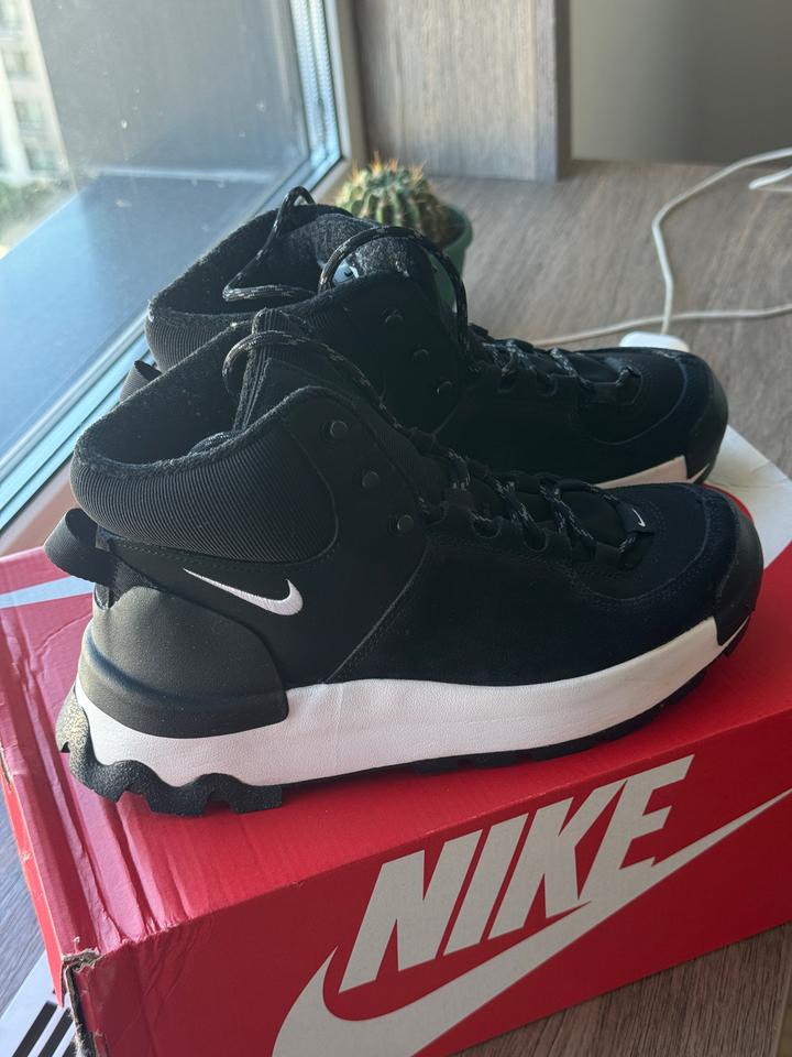 Nike
