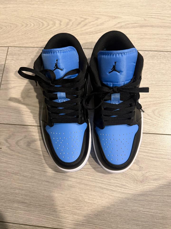 Nike