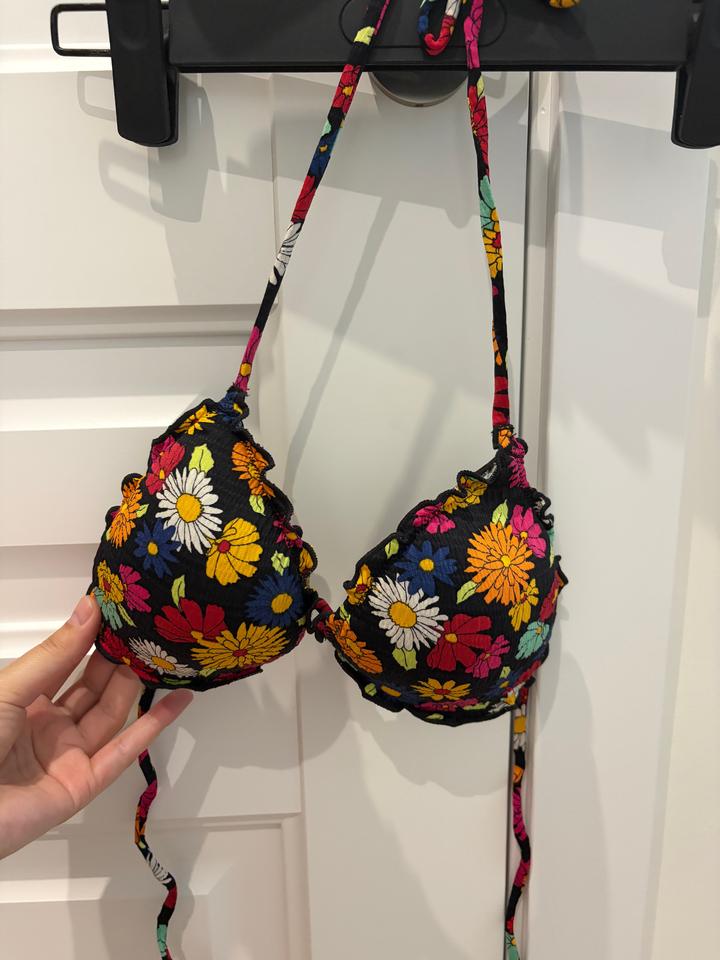 Calzedonia