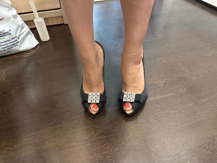 Swarovski Сатиновые туфли с камнями Swarowski