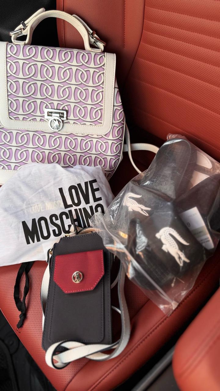 Love Moschino
