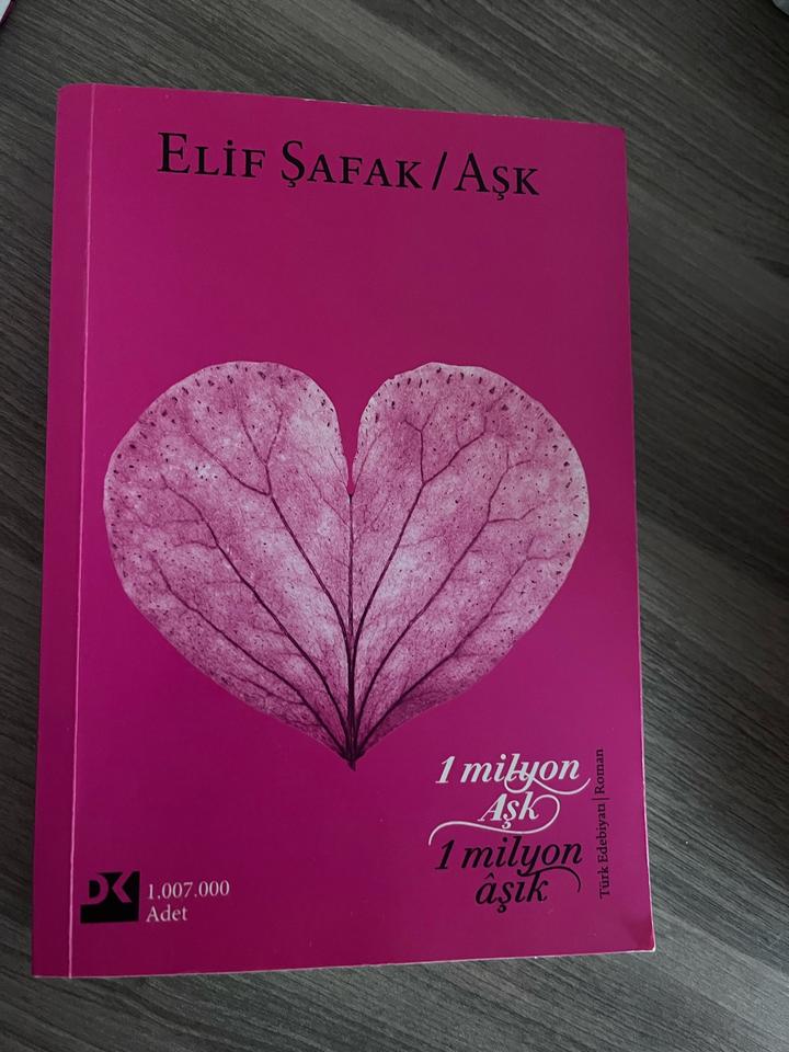 Aşk Elif Şafak книга на турецком