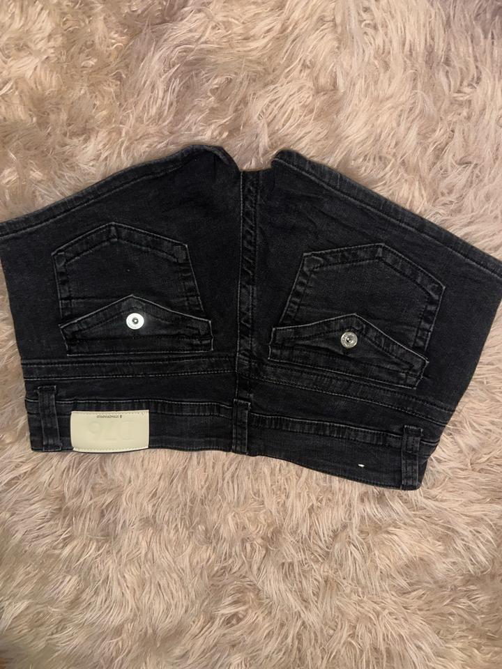 Джинсовые шорты Stradivarius