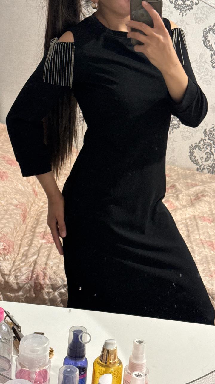 Платье PIENA с цепочками на плечах