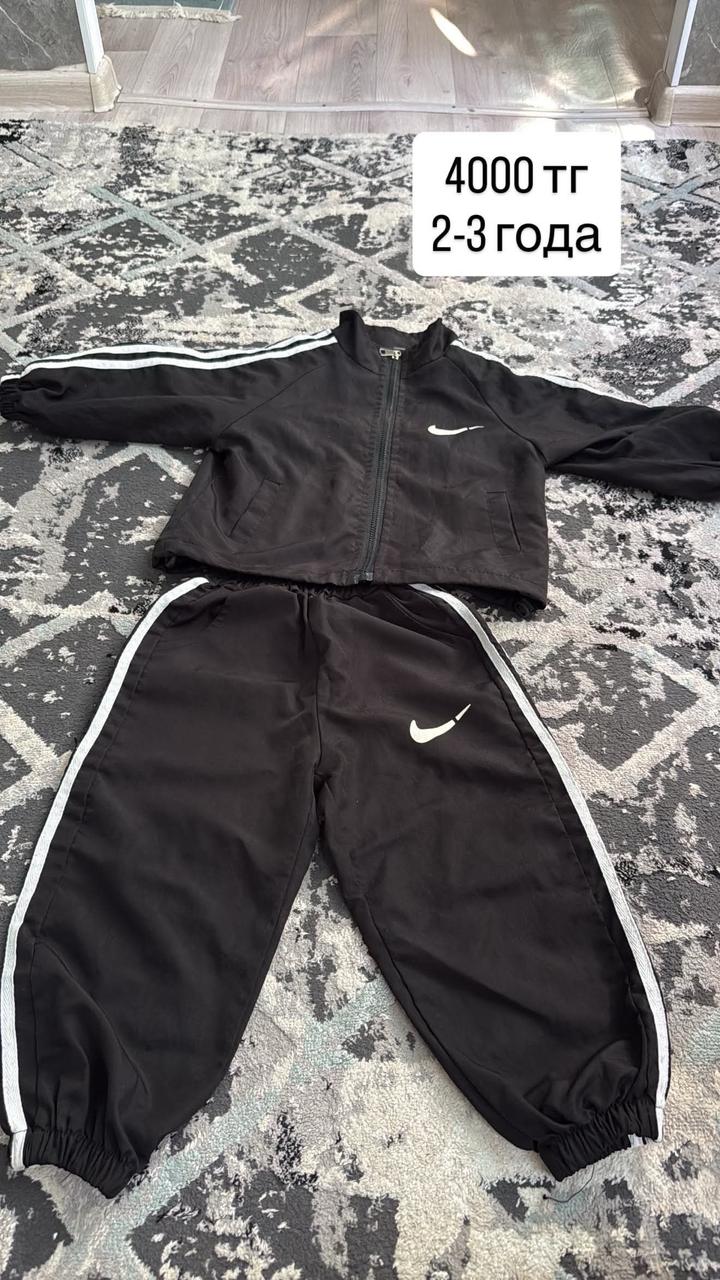 Спортивный костюм найк